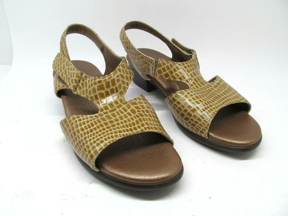 SAS Suntimer  Tri-Pad Comfort  T-Strap Brown Croc Print Sandals US 9